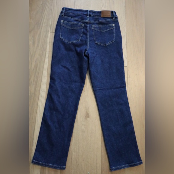 Judy Blue Straight Leg Blue Jeans - Picture 2 of 5